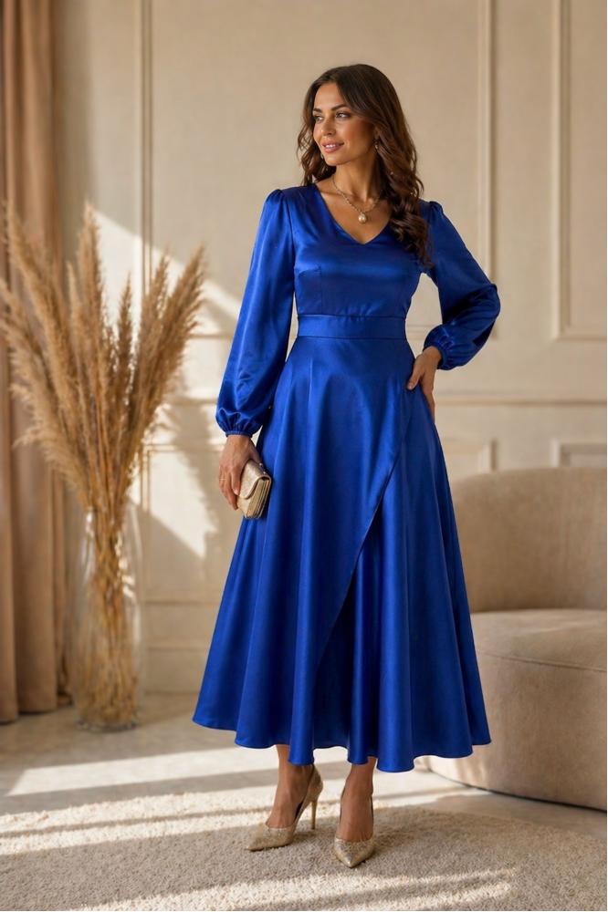 Dlhé saténové modré šaty na svadbu